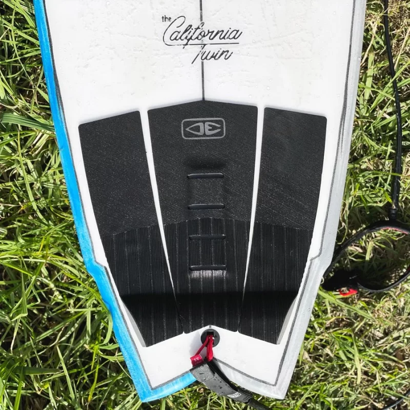 TP67-FISH-Surfboard-Tail-Pad-Bla