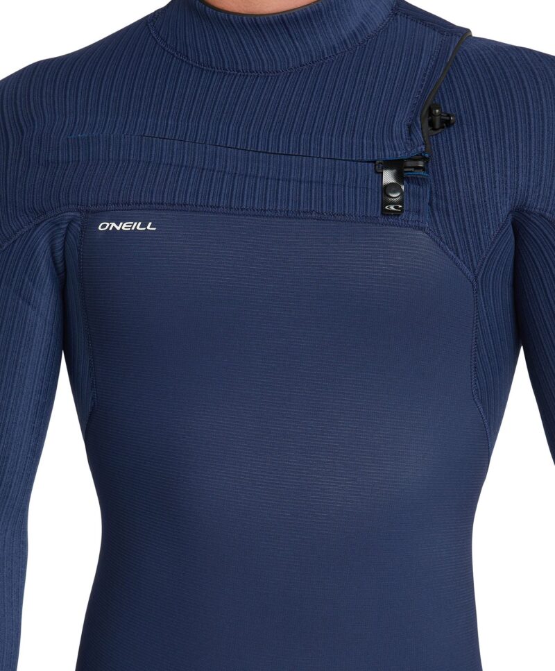 hyperfreak-3-2-steamer-chest-zip-wetsuit-navy_5343oa2-3s51_02_8325a253-cc51-40f6-bdec-f4c2a2cd2d3a